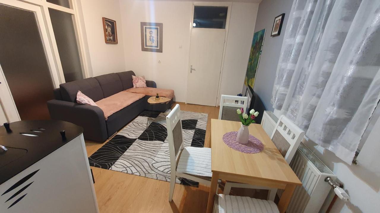 Apartman Dina Bihac Luaran gambar